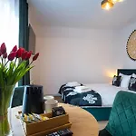 Zacisze Zeromskiego بيت ضيافة 3*