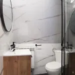 بيت ضيافة Zacisze Zeromskiego 3*