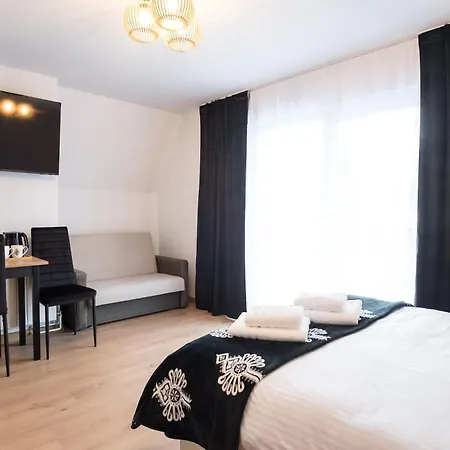 Gæstehus Zacisze Zeromskiego 3*