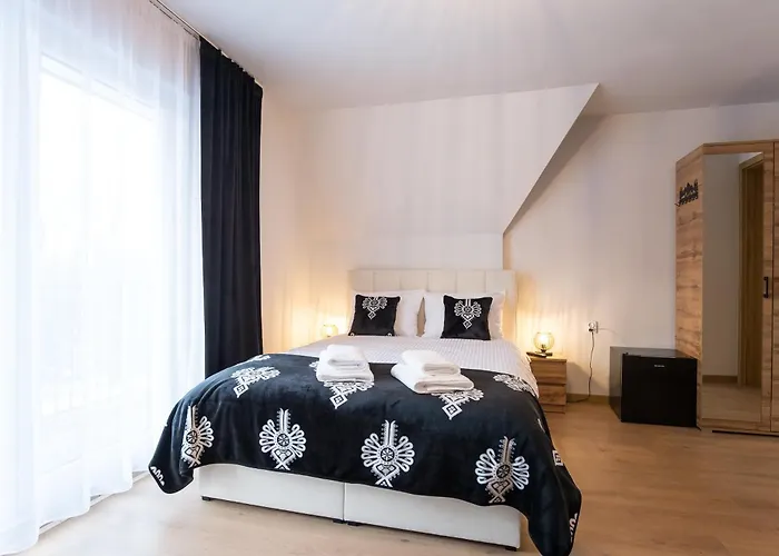 Pensionat Zacisze Zeromskiego 3*