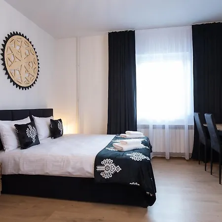 Zacisze żeromskiego 3*