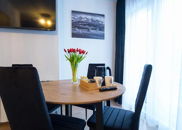 Zacisze Zeromskiego Affittacamere 3*