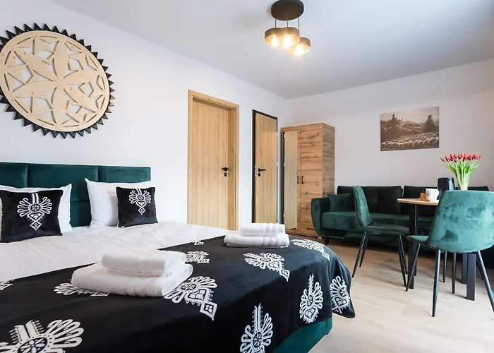 Zacisze Zeromskiego Affittacamere 3*